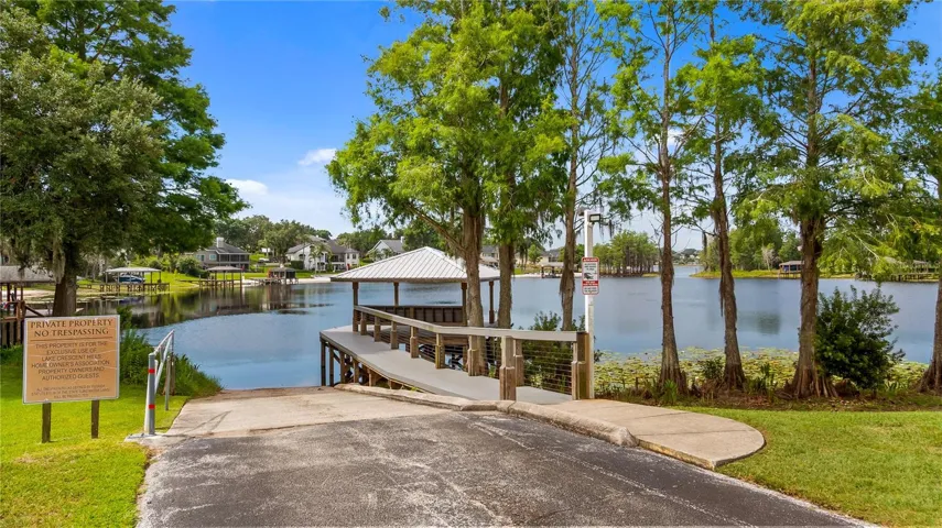Lake Crescent Hills Community Area with private boat ramp and dock