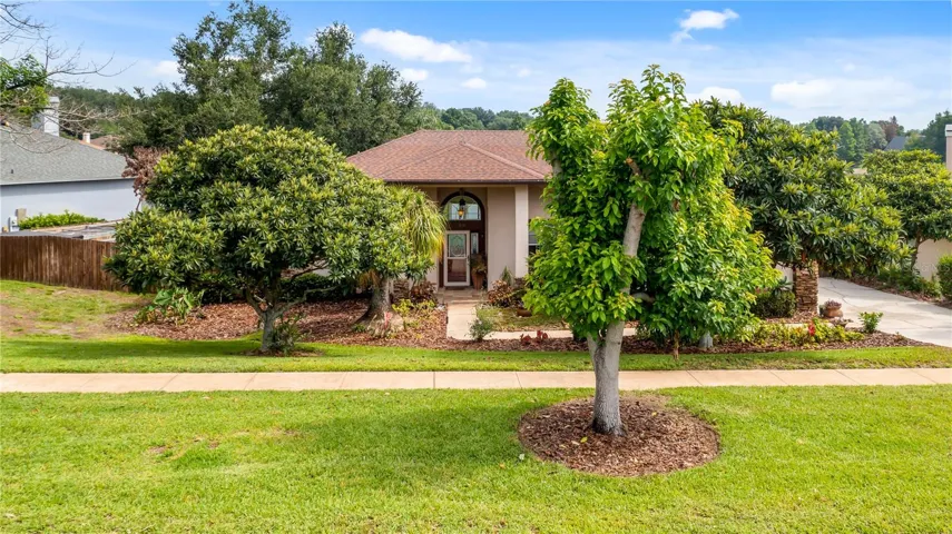 Aerial view of 11136 Lake Katherine Circle Clermont, FL 34711