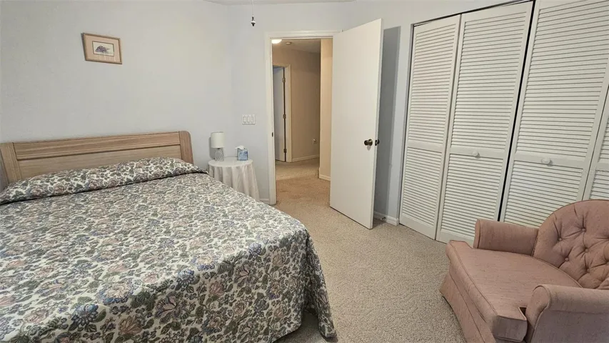 Guest bedroom
