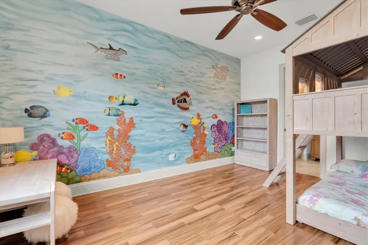 Bedroom 2 w/ ensuite
