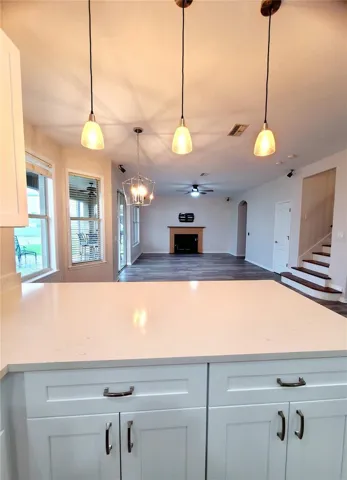 BREAKFAST BAR