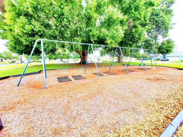 SWINGERS ONLY!