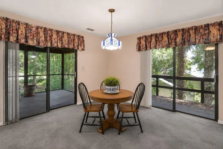 Breakfast Nook