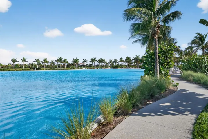 Aqua Lagoon