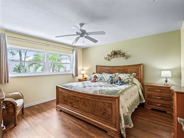 Primary Suite w/Laminate flooring