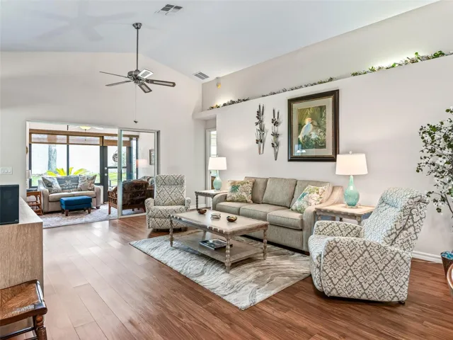 Living area w/Stackable sliders to Lanai