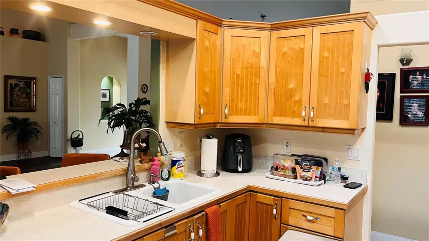 KITCHEN AREA