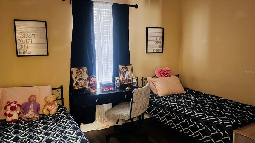 BEDROOM #1