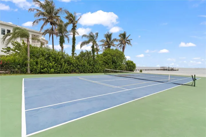 RHW TENNIS & PICKLEBALL ON THE BAY