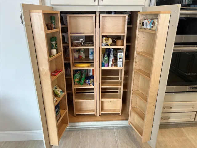 Kitchen Pantry