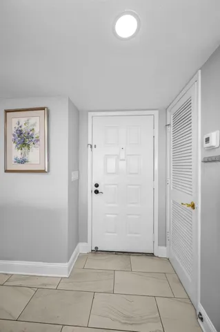 Foyer entry
