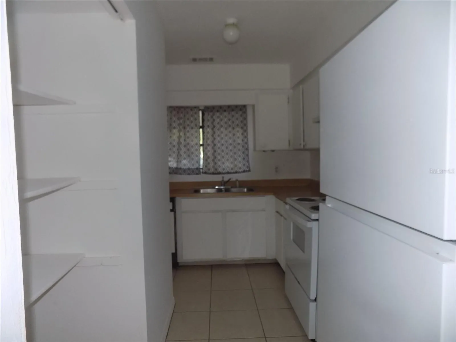 D Kitchen