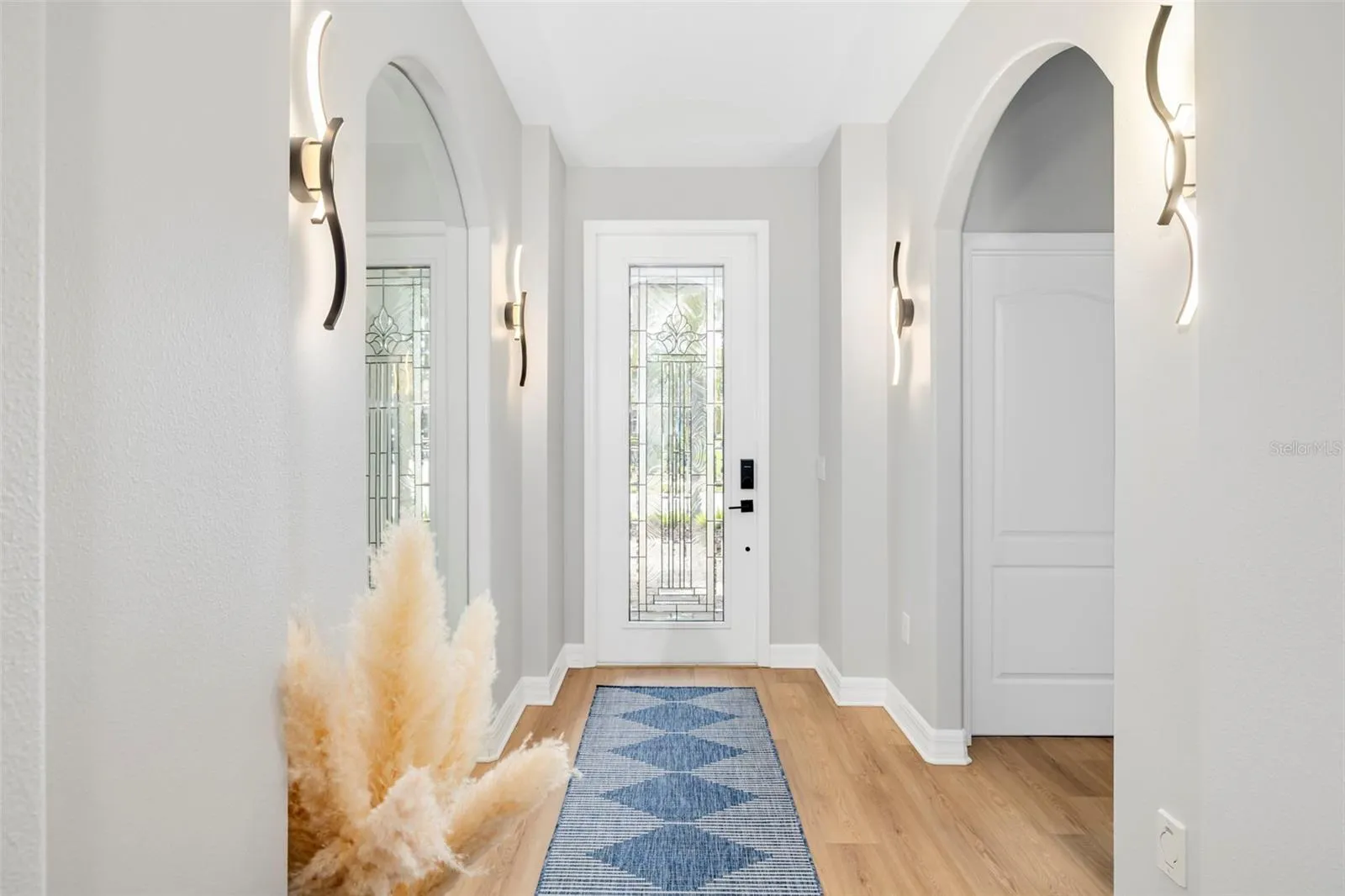 Welcome Home to a beautiful entry