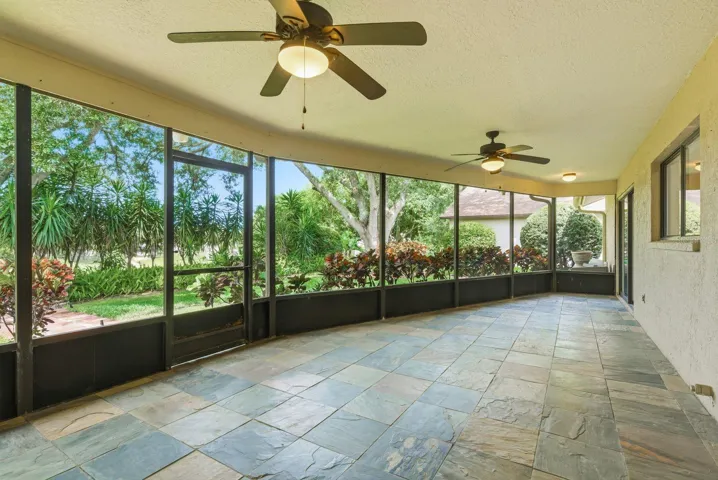 Oversized patio, over 32 ft with slate floors