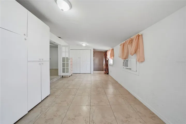 Laundry Room/In-Law Suite/Living Area