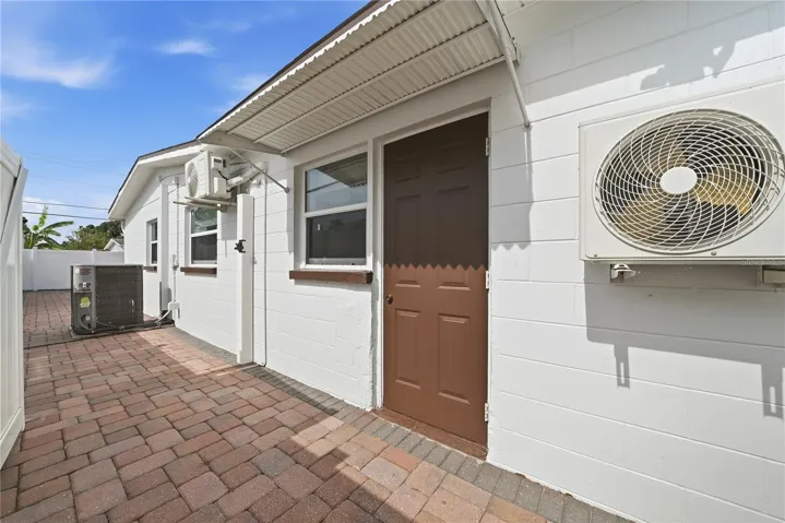 2ndst In-law Suite Entrance
