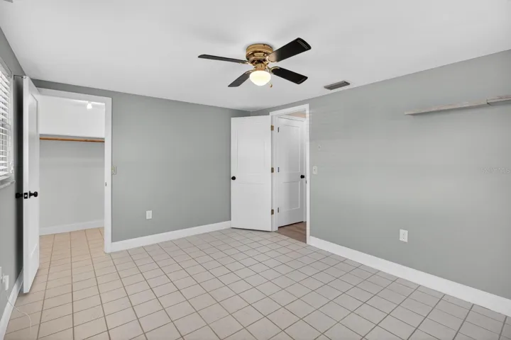 4th bedroom (downstairs)