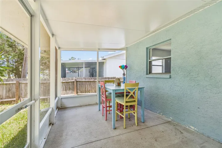Screened covered lanai