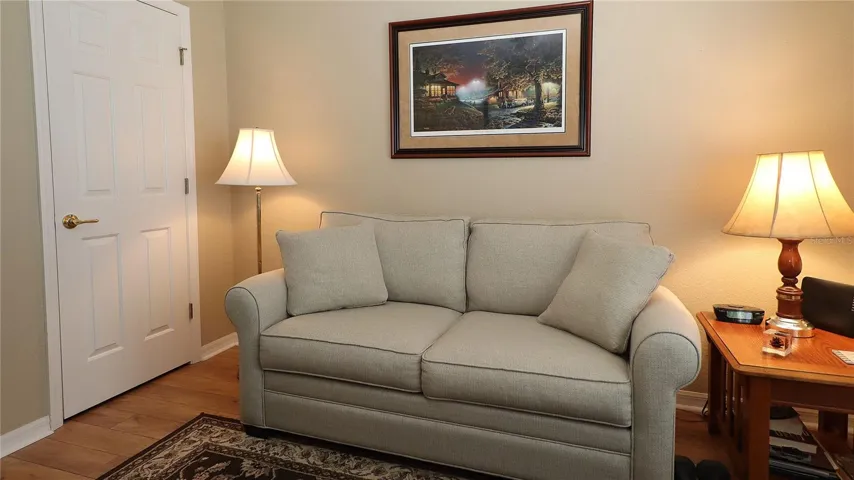 Guest Bedroom/Office