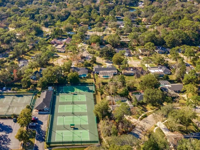 Sweewater Oaks 7 Tennis Courts