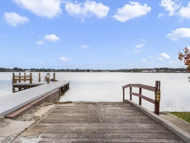 Sweetwater Beach Dock &amp; Boat Ramp