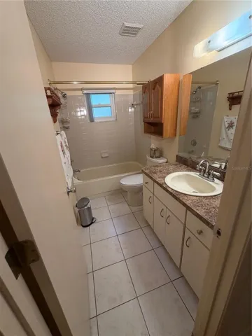 2nd Bathroom