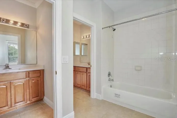 Jack&Jill Bath