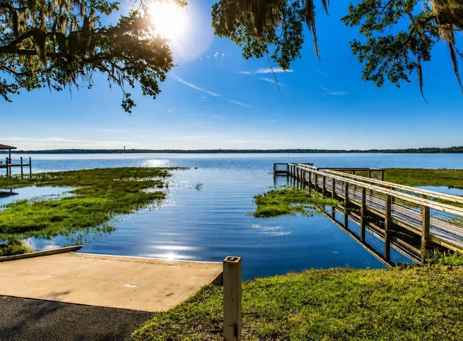 Community boat ramp