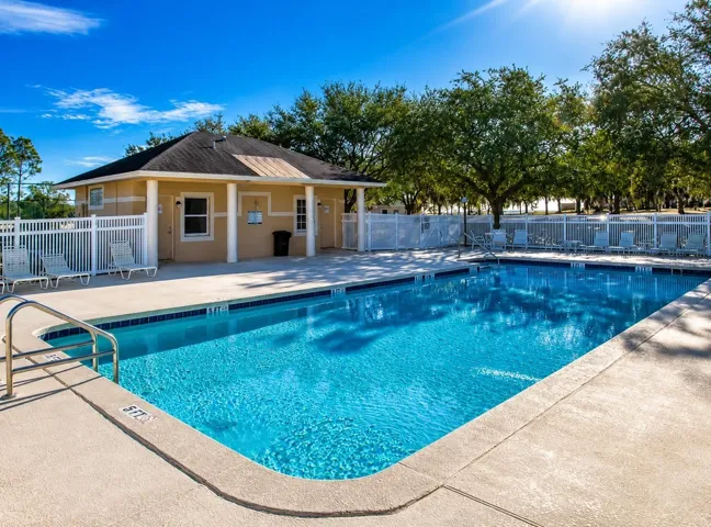 Community pool