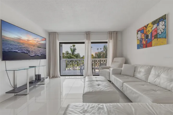 Large living area with gorgeous bay views