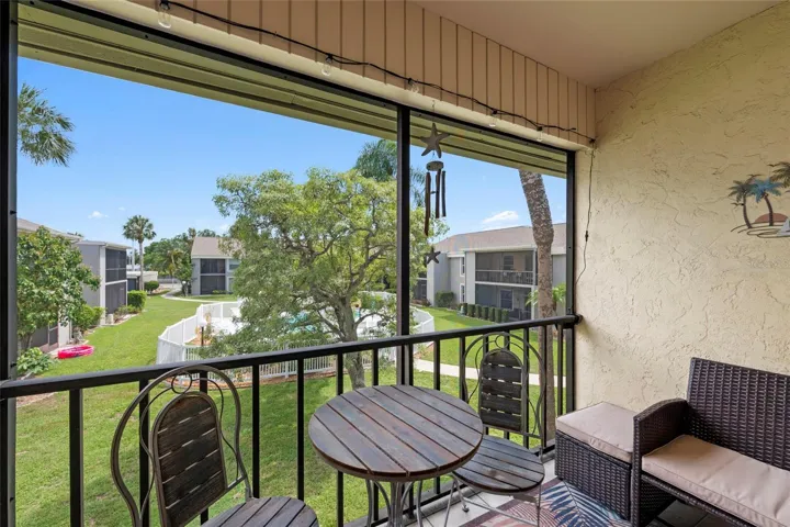 Screened in Porch