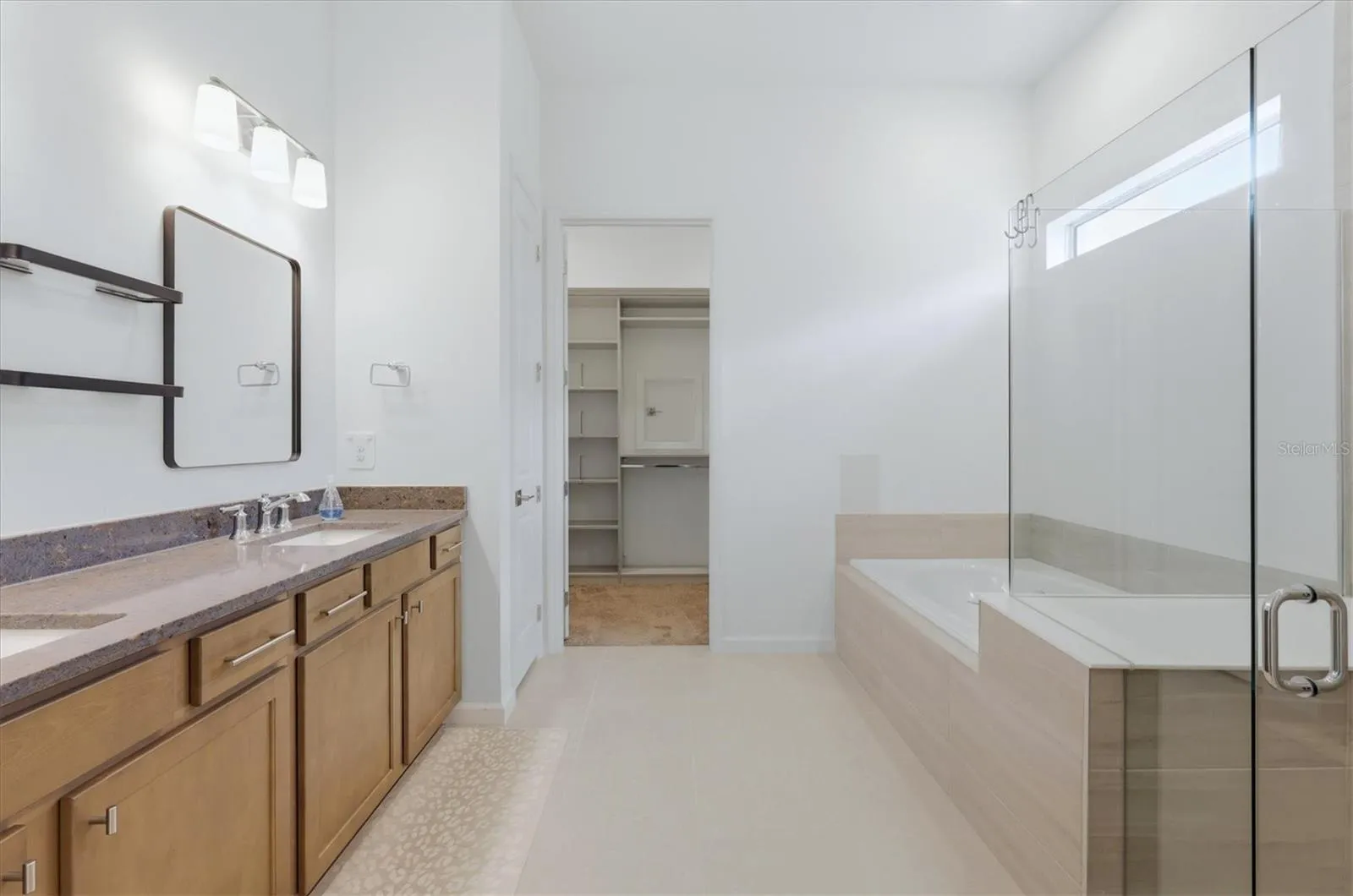 Primary bath