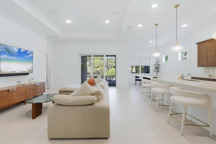 Living area and breakfast bar