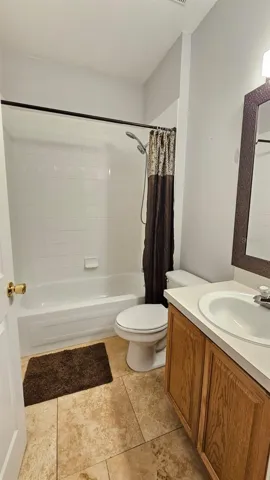 2nd guest bathroom