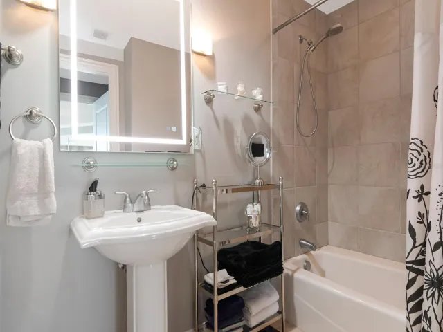 Bathroom #2
