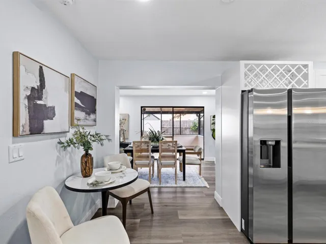 Eating space in the kitchen