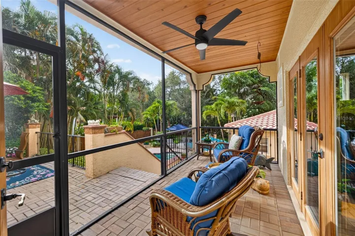 Screened Porch Off Living Room
