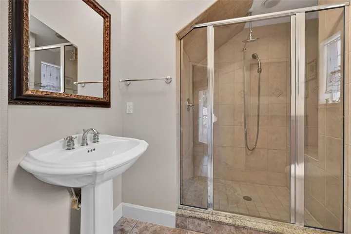 1st Floor Full Bathroom