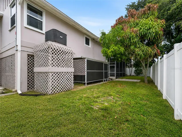 Side yard