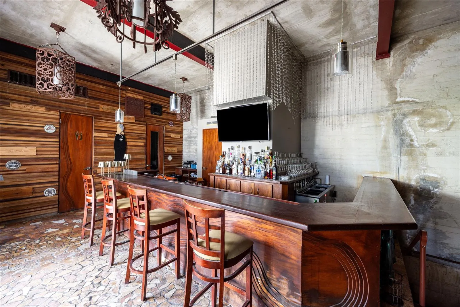 Back bar Liquor Display