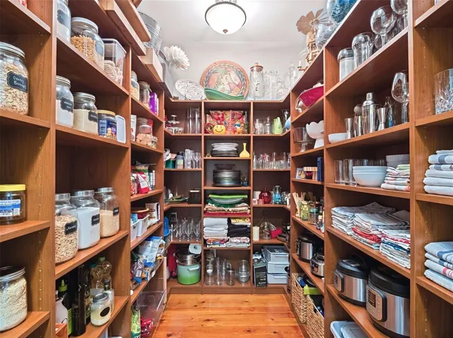 Walk-In Pantry