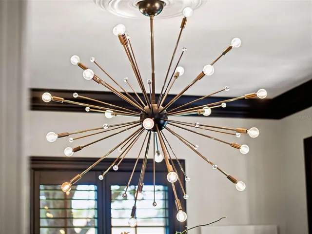Dining Details