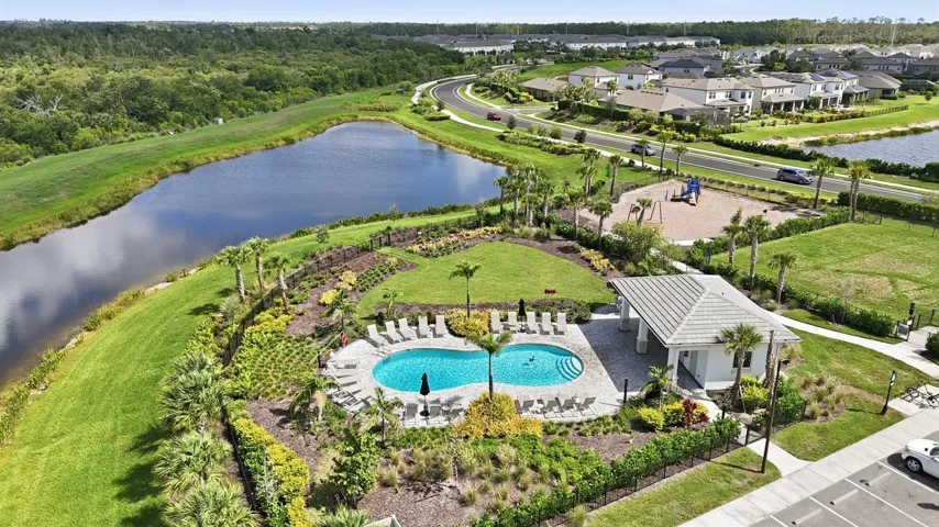 Smaller community Pool