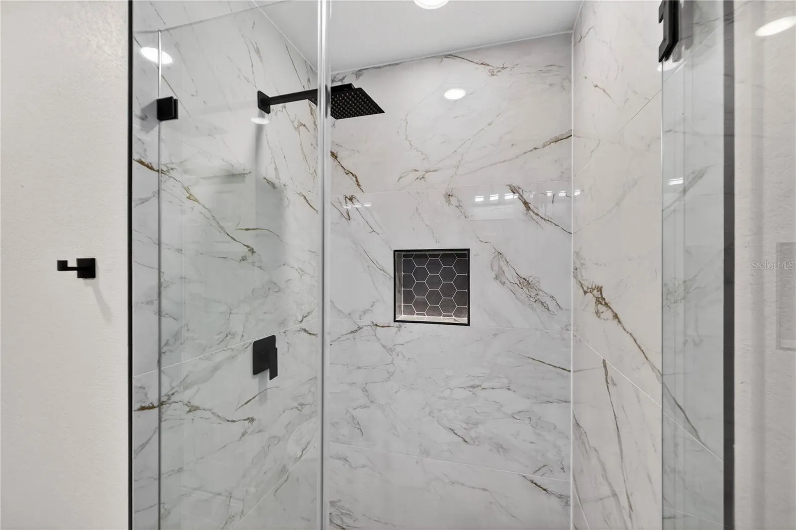 Hall/Pool Bath Shower