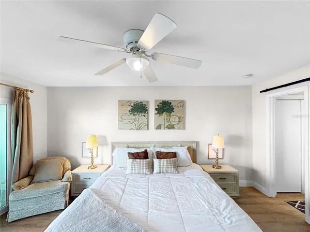 Primary suite - king bed