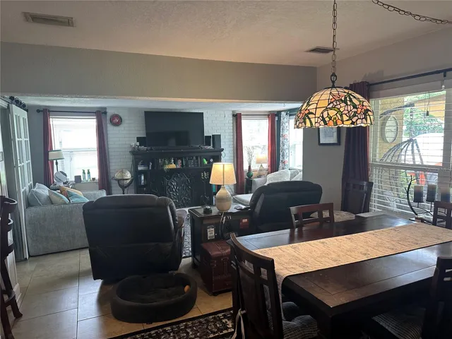 Combo Grand/Dinning Room