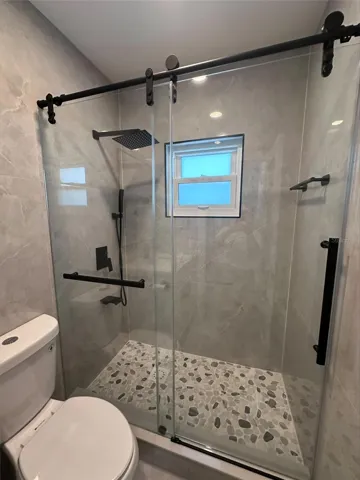 Bathroom View 3
