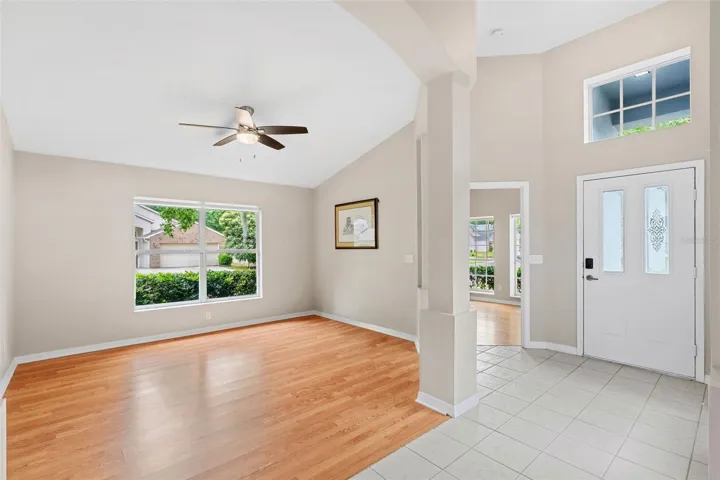 Bonus space/ living room/ office space