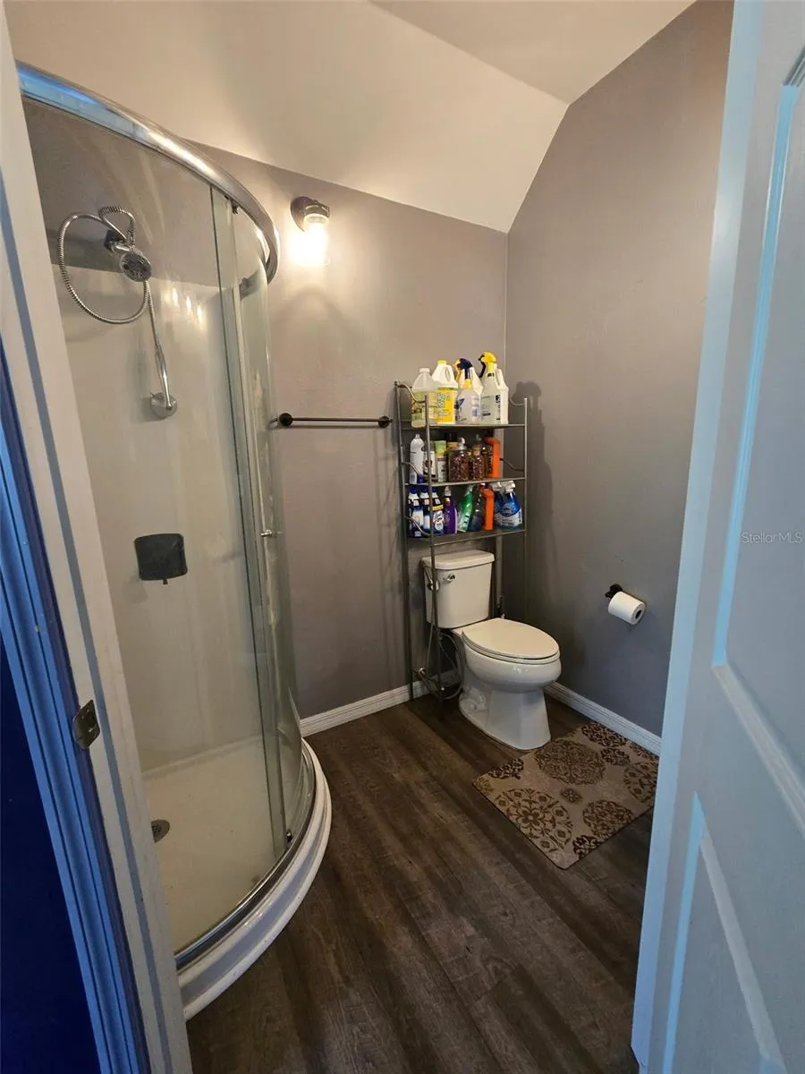 Studio Salon Bath