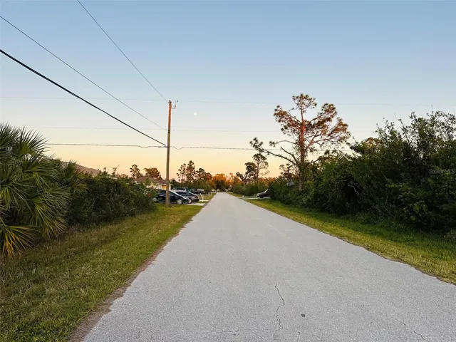 LOT ON LEFT - LOOKING EAST ON ZITTLE